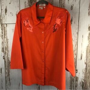 Roamans Button Up Shirt, Size Large. In excellent condition!